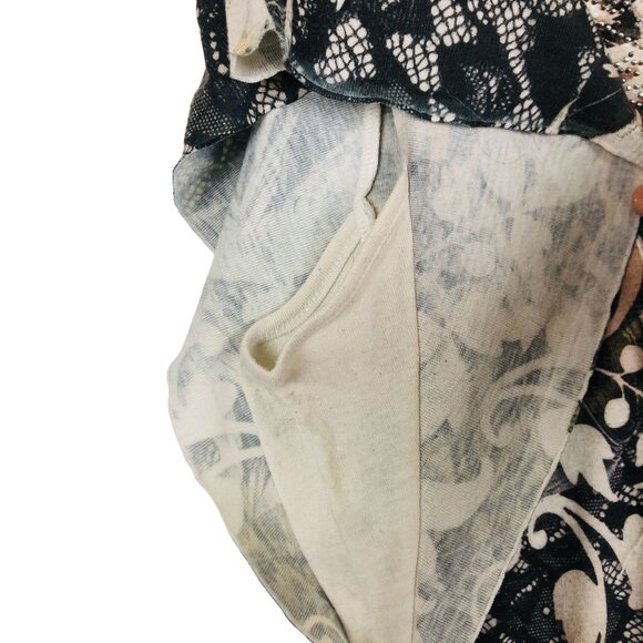 One World Womens Flutter Sleeve Top Sz Large Floral Pattern Embellished - Picture 6 of 11